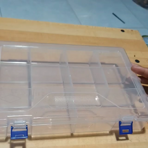 Hộp nhựa trong suốt đựng linh kiện ốc vít dài 30 rộng 20 cao 6 có 10 ngăn