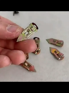 สกรูขยายยิปซั่ม สะกรูผนังปูน ป้องกันสนิม พุก เหล็ก ปีก ผีเสื้อ สกรูขยาย Expansion Screws