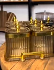 PONYHOME 6pcs Luxury Container Set With Diamond Lid Air Tight Food Storage Fully Sealed Food Container Bekas Plastic Kuih Raya Luxury with Metal Tray