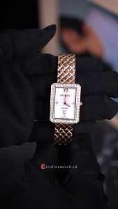 Jam Tangan Wanita Bonia B10811-2553S Silver Mother of Pearl Dial Rose Gold Stainless Steel Band