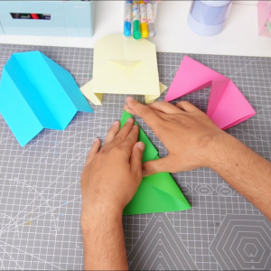Deli Origami Paper / Kertas Lipat Origami 100 pcs 10 Warna Berbagai Ukuran 8363X