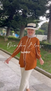 Diandra Lace Blouse by MDLY: Blouse Desain Modern & Elegan