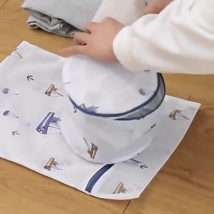 ถุงซักผ้า ถนอมชุดชั้นใน ถุงซักถนอมผ้า ตาข่ายละเอียด ใช้กับชุดชั้นใน เสื้อผ้า ถุงซักผ้า ตาข่ายละเอียด ใช้กับชุดชั้นใน เสื้อผ้า ชุดชั้นใน เนื้อละเอียด แบบหนา อย่างดี ตาข่ายแบบเล็ก แบบตาข่ายซักผ้ามีหลายขนาดให้เลือก