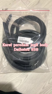 Karet Peredam Jepit Body Mobil Daihatsu Hijet S38