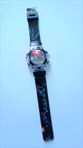 Jam Tangan Anak Karakter Layar Digital: Pilihan dan Fitur