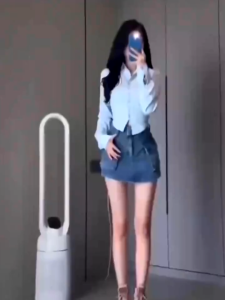 Long Sleeves Nipped-In Blouse: A Plus Size Tight Waist New Korean Style Casual Solid Blue Blouse for Women