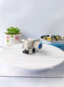 Van cấp nước máy giặt LG 2 cổng 12V màu sữa 5220FR2067J hàng thường