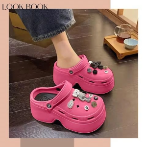 TKGirl มาใหม่ปังมาก รองเท้าหัวโตแฟชั่น เสริมส้นให้หนาๆเลย มาพร้อมตัวติดน้องหมาสีดำ มีให้เลือก 5 สีเน้นๆ วัสดุคุณภาพดี คุ้มค่าคุ้มราคาแน่นอน สั่งเลย