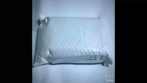 Portable Pill Box 21 Grid Black Pill Box Sorting Box Seven Days a Week Pill box that can be sliced