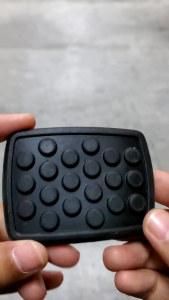 PEDAL PAD(MANUAL)KANCILKELISAKENARIMYVIALZAVIVABEZZAAXIA (CLUTCH-BRAKE) PERODUA(1PC) RUBBER GETAH BRAKE