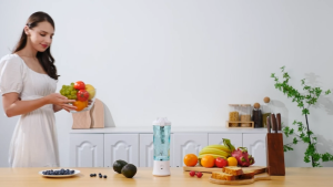 Portable Juicer Blender  Fruit Portable Electric Juicer USB Rechargeable Blender  Shake Smoothie blend jet Rechargeable Food Processor Machine with tumbler Juice