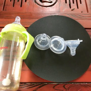 จุกนม เสมือนพีเจ้น เสมือนนมแม่ มีให้เลือกทั้ง แบบคอแคบ แบบคอกว้าง และ แบบไม่ดูดไม่ไหล ร้านมีของพร้อมส่ง