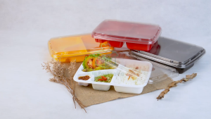Mika Bento Sekat 4 + Tutup Tempat Makan Wadah Makanan Sekali Pakai Tray Bintang Bento Lunch Box isi 50 pcs