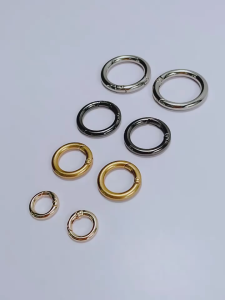 กรุงเทพ เดลิเวอรี หัวเข็มขัดกลมกระเป๋าเป้สะพายหลังล็อคหัวเข็มขัดฮาร์ดแวร์อุปกรณ์เสริมกระเป๋าโซ่ปรับหัวเข็มขัดหัวเข็มขัดกระเป๋าหัวเข็มขัดกระเป๋าเป้สะพายหลังหัวกระเป๋าผู้หญิง หัวเข็มขัดสปริงโอริง