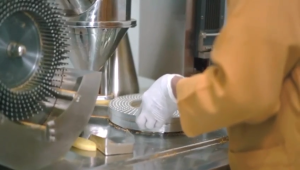 ALICE CHOL GKOM HIKRO NTA PINER HER Pilihan obat untuk keluhan mata dari Jogja untuk Indonesia | Hasan Sabilah