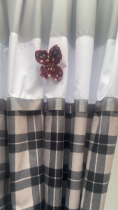 Gorden Jendela Rumah Minimalis Kancing Gantung