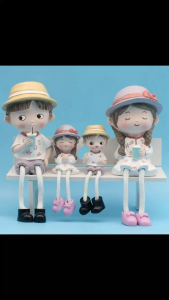 Bộ Tượng Gia Đình 5 Người Mô Hình Búp Bê Decor Kệ Tủ Giá Sách Bàn Làm Việc DG-587