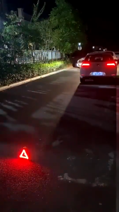 Đèn Cảnh Báo Chống Va Chạm Đa Năng | Đèn Cảnh Báo Đa Năng Sử Dụng Pin Năng Lượng Mặt Trời Gọn Nhẹ Dễ Dàng Mang Đi Sử Dụng Khi Gặp Sự Cố Khẩn Cấp