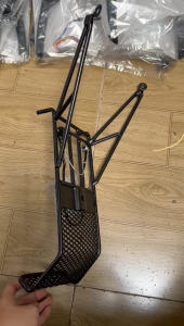 Baga giữa lưới đen full ốc gắn xe Exciter 135 đời 2010