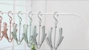 Gantungan Hanger Sepatu Sandal Slop Jemuran Kaos Kaki Tas Serbaguna warna random