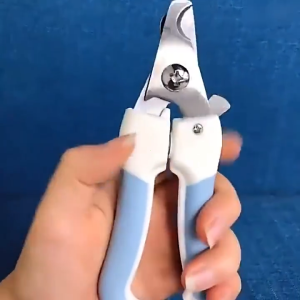 Pet Nail Clipper & Cutter: A Comprehensive Guide for Dogs & Cats