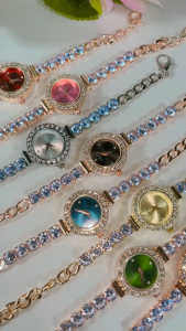 Jam Tangan Wanita Model Rantai Gelang Permata Kristal Terbaru