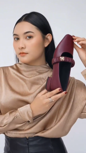 Flatshoes Wanita Damelia Shafia: Aksesoris Kualitas Terbaik di Melstore Jakarta