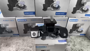 ENGINE MOUNTING DUDUKAN MONTING MESIN RH KANAN ISUZU D-MAX DMAX D MAX 2013 2014 2015 2016 2017 2018 2019 PART NUMBER 8-98250-592-0 ORIGINAL MERK BENSCO MADE IN GERMANY