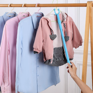 SK-C1116 Tongkat Jemuran Pengait Pakaian Bisa Setel Panjang Pendek / Galah Gantungan Baju Display