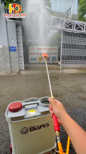 Bình phun thuốc điện.BGAS 20C2 . 20L 2 Bơm.Có bộ đảo thuốc bằng cánh quạt.Siêu mạnh.BH 1 Năm