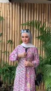 Gamis Wanita Muslim Motif Abstrak Mat Twill Ukuran All Size