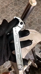 ราคาถูก KONY ประแจขันแหวนจักร (มีให้เลือกรุ่นเบอร์ 123) ผลิตจากเหล็กคุณภาพดี ทนทาน แข็งแรง