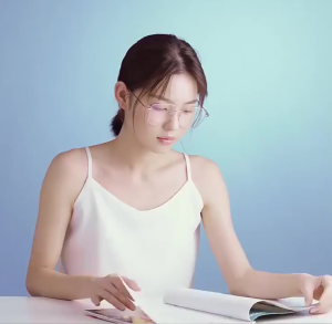 Eye drops 15ml for Clear Vision Dry Eyes Suitable for the Most Eye Problems For the Relief of Eye Irritation • Fatigue• Reading • Driving • Complex Task