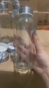 Chai thủy tinh 150ml/300ml kèm nắp dây chắc chắn