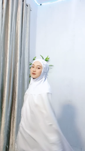 Bergo Umroh Haji Bahan Katun Premium Aman Bersaku Hitam Standar