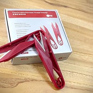 กรรไกรก้ามปู กรรไกรตัดด้าย ด้ามแดง ยาว 11 cm. (พร้อมส่งจากไทย)