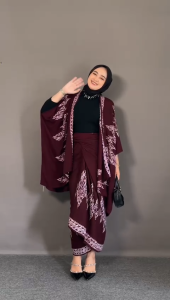 Outfit Lebaran Simpel One Set Batik Outer Rok Lilit Kimono Wanita Rayon Oversize Motif Etnik Modern