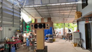 ตู้ลำโพงพร้อมใช้ รุ้น GA/32 ขนาด 6.5"×3ดอก แหลม4"×2ดอก(1500w) / ไม้อัดแท้เกรดA /จูลดอกลำโพงก่อนส่งทุกใบ / ถ่ายจากภาพจริง /มีเน็ตเวอร์เสียงแหลม