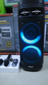 KONZERT kontempo6 PORTABLE PARTY SPEAKERS with single wireless mic.