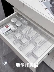 กล่องจัดระเบียบลิ้นชัก  กล่องพลาสติกใส  ที่เก็บของอเนกประสงค์  สามารถวางซ้อนกันได้หลายชั้น