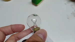 หลอดไฟถอยในไฟท้าย ISUZU D-max 2012-2019 12V 21W แท้ศูนย์ 100% หลอดไฟท้าย Isuzu หลอดไฟท้ายรถกระบะ Isuzu - Lazada