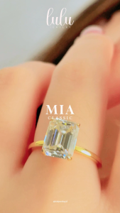 Lulu Moissanite Jewelry - Perhiasan Wanita Cincin Solitaire Berlian Moissanite 1 Carat Lapis Emas 18K - Mia Classic Solitaire Emerald Cut Moissanite Ring 05CT/1CT/2CT/3CT Sertifikat GRA