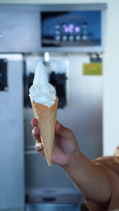 Mesin Es Krim Koin SHIMUGI Counter Top 1 Handle Ice Cream Machine Coin PT MGI ( Mutiara Gemilang )