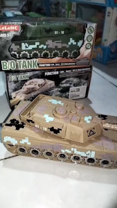 UKURAN BESAR | Mainan Anak Mobil Tank Military BO HC019A  Bump And Go Mainan Anak Mobil Militer Bisa Nyala Lampu Jalan Dan Bunyi
