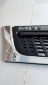 GRILL DEPAN TRUK MITSUBISHI CANTER ORIGINAL