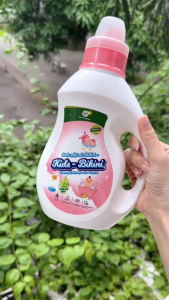 Nước Giặt Sinh Học OKULA Kids - Bikini 1L Nước giặt Enzyme Từ Thiên nhiên An Toàn Cho Trẻ Nhỏ D03