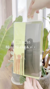 Bộ Cọ Cá Nhân 12 cây & Ví Xanh Rêu VACOSI CENTREPIECE BRUSH SET - BC35