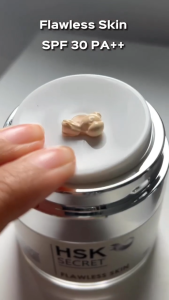 HSK Secret Flawless Skin SPF 30 PA++ - Daily Sunscreen Cream / Sunblock Meratakan Warna Kulit & Melindungi Kulit Dari Sinar UV