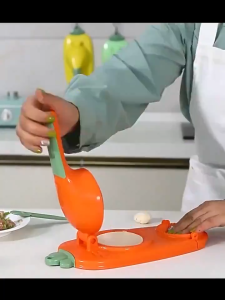 2 in 1 Manual Dumpling Making Mold Dumpling Pressing Tools Manual Dumpling Press Maker Kitchen DIY Dumpling Skin Dough Press Tool