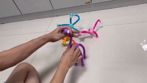 LED Telescopic Suction Cups Giraffe Childrens Toys Educational Toys for Boys Girls Stress Relief Educational Toys for Baby Kid